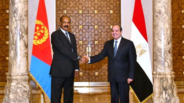 الرئيس السيسي ونظيره الإريتري