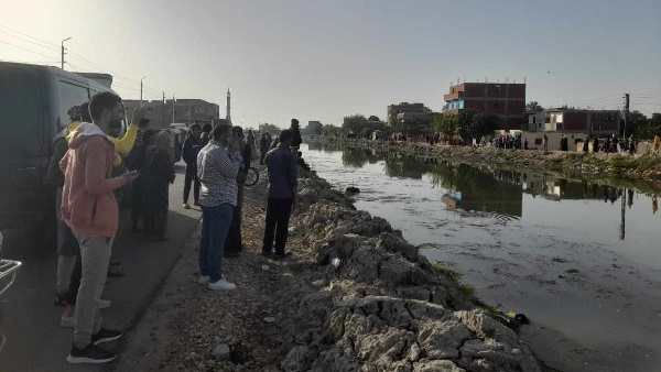 انهيار جزئي لأحد جوانب ترعة