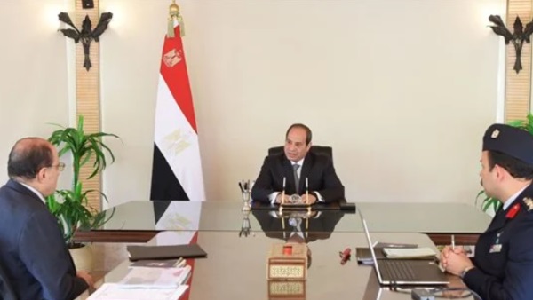 الرئيس السيسي يجتمع مع مستشار رئيس الجمهورية 