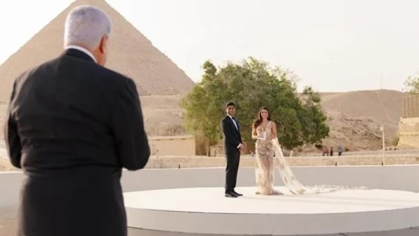 زاهي حواس عالم الآثارالمصري بحضوره حفل زفاف الملياردير الهندي 