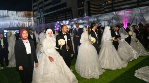 حفل زفاف جماعي 500 فتاة وشاب بالمنطقة الشمالية العسكرية 