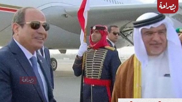الرئيس السيسي يصل البحرين