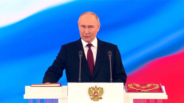 بوتين يؤدي اليمين رئيسا لروسيا لولاية خامسة