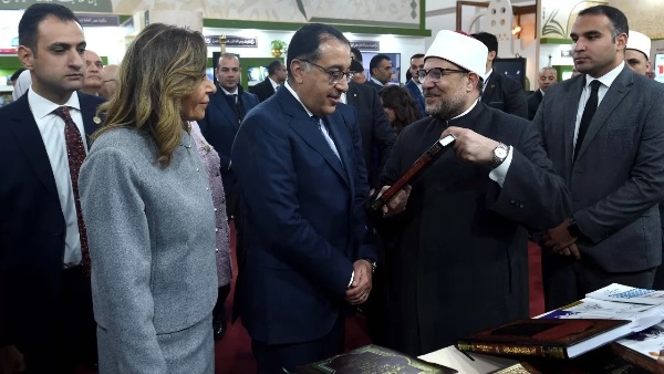 الدكتور محمد مختار جمعة مع رئيس الوزراء مصطفى مدبولي