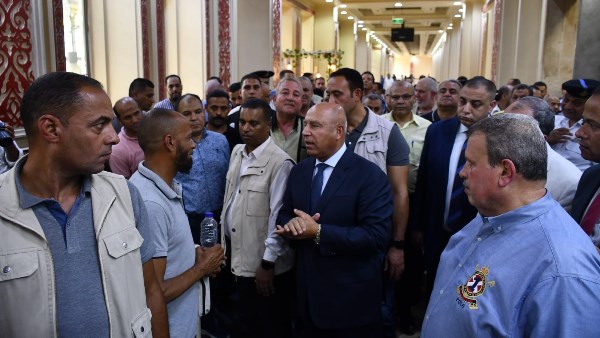 كامل الوزير يتفقد محطة مصر برمسيس