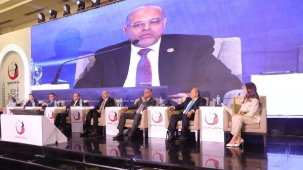 وزير العمل يشارك في فعاليات النسخة الخامسة من «مؤتمر المصريين في الخارج»