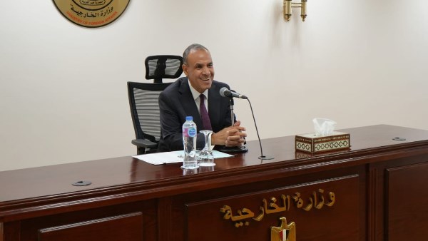 وزير الخارجية: الدبلوماسية المصرية هي خط الدفاع الأول لحماية المصالح المصرية بالخارج
