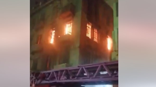 حريق شقة سكنية بالإسكندرية