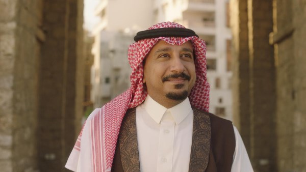 الفنان السعودي محمد المشعل