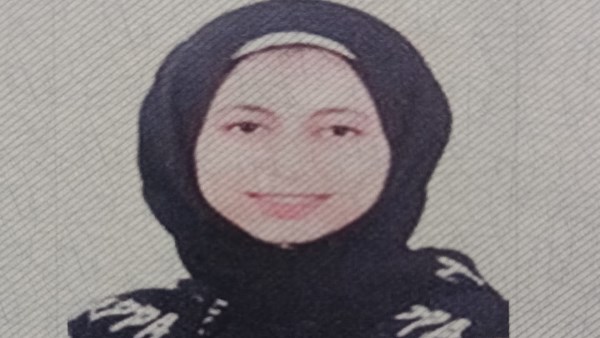 الطالبة ملك مازن 