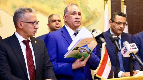 نقيب المحامين