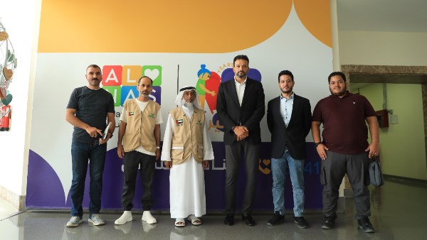 وفد جمعية الشارقة الخيرية في زيارة إنسانية لمستشفى الناس وفد جمعية الشارقة الخيرية في زيارة إنسانية لمستشفى الناس