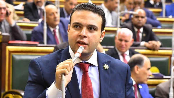 النائب محمد عبد المنعم