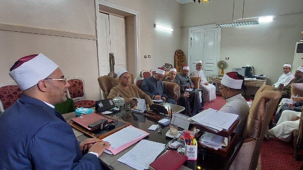 اجتماع وكيل الوزارة بمديري الإدارات 