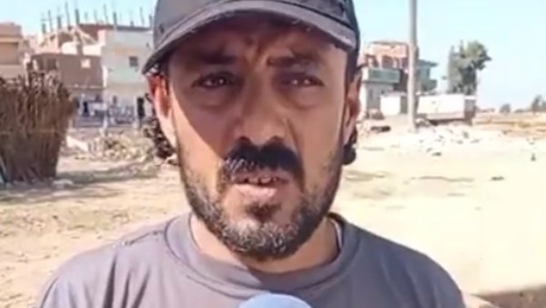 عامل النظافة عامل النظافة