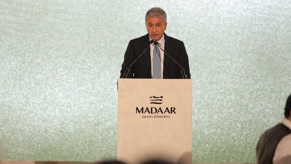 وزير السياحة والآثار