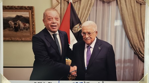 أبو مازن والنائب أسامة شرشر