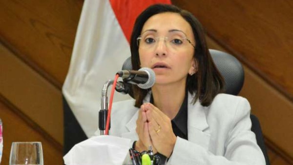 جاكلين عازر محافظ البحيرة