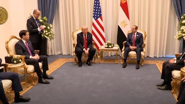 جانب من مؤتمر القمة في شرم الشيخ 