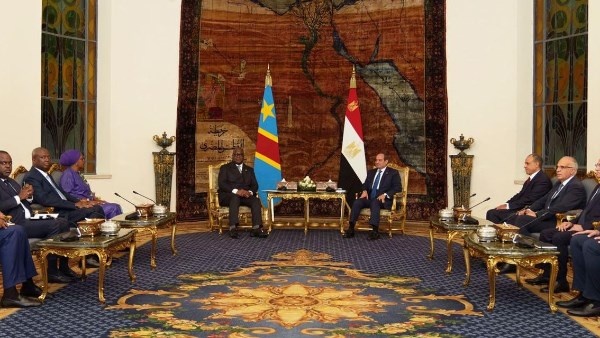 جانب من اللقاء  جانب من اللقاء