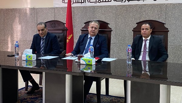 هيئة المستشارين باللجنة العليا 