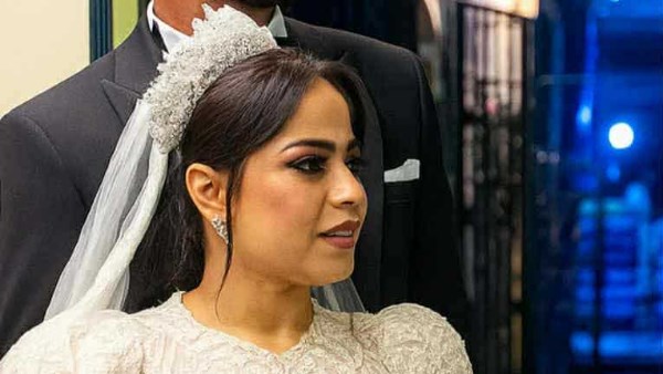 العروس العروس