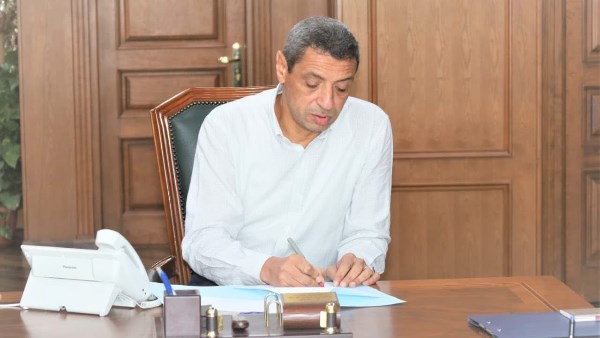 محافظ السويس يعتمد تعريفة الركوب الجديدة