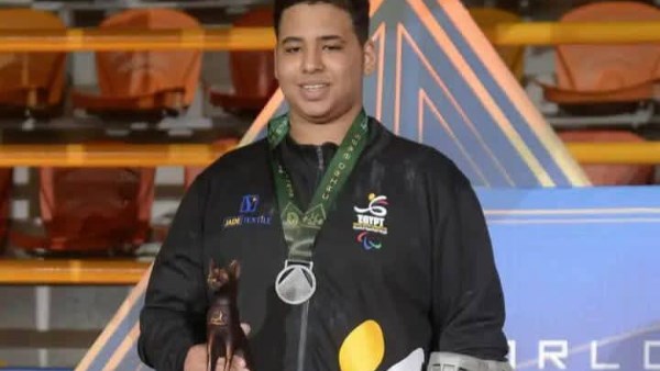 ابطال الرياضه في البحيرة 