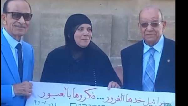 توافد المواطنين أمام ضريح الزعيم الراحل محمد أنور السادات