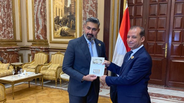  الفنان ياسر جلال