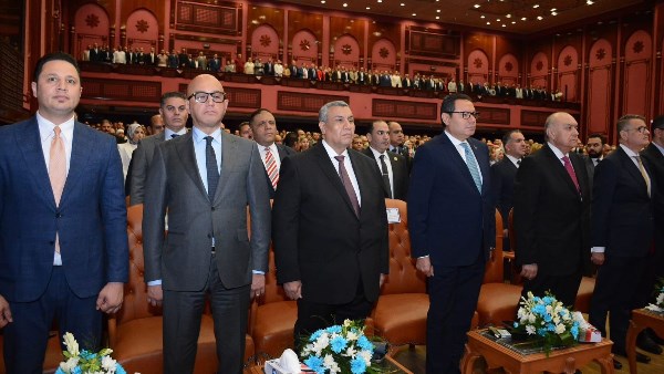 صورة أثناء الاجتماع 