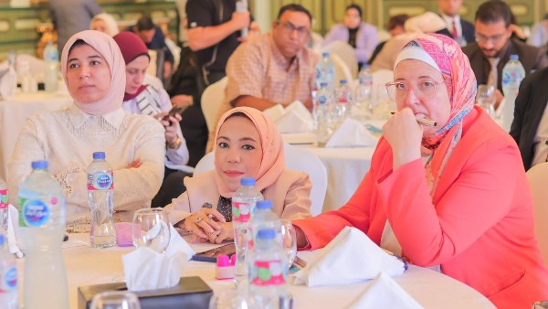 صورة من فعاليات الجلسة
