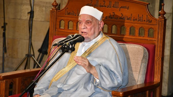 أحمد عمر هاشم