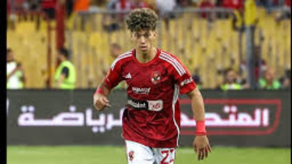 اللاعب إمام عاشور 