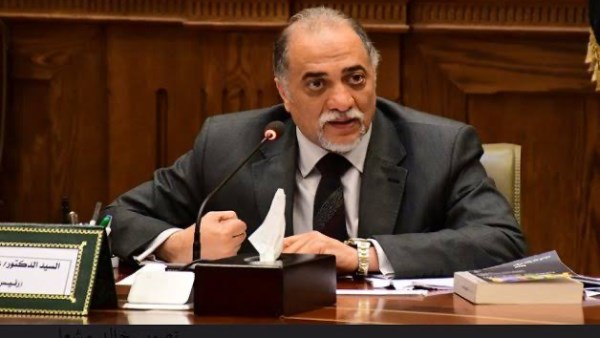 الدكتور عبد الهادى القصبى عضو مجلس الشيوخ 