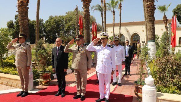 محافظ القاهرة خلال الاحتفال بالذكرى الـ 52لإنتصارات حرب أكتوبر المجيدة.