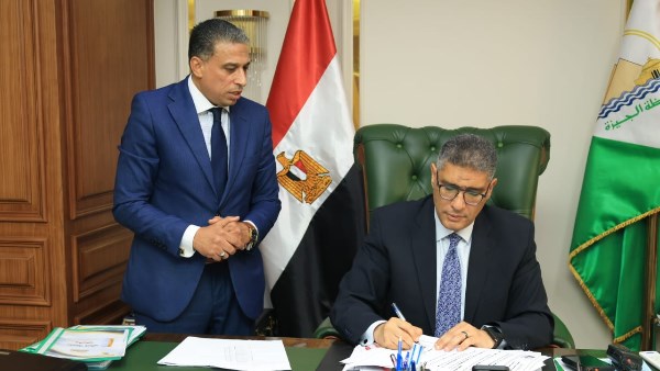 محافظ الجيزة يعتمد حركة التنقلات بين مديري ووكلاء الإدارات التعليمية