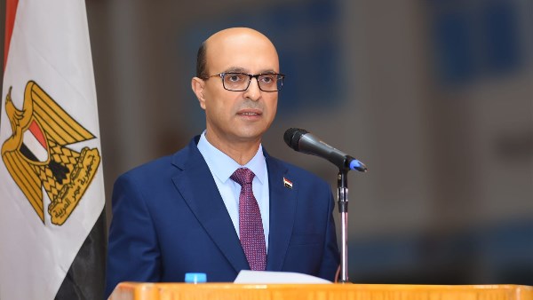 الدكتور "المنشاوي" رئيس جامعة أسيوط