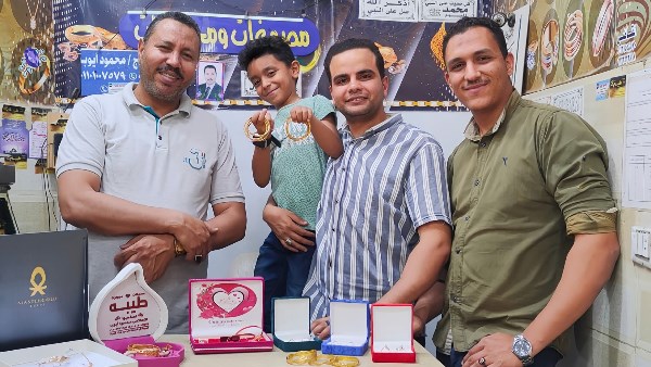 أثناء لايف بصراحة مع "محمود أيوب" تاجر الذهب