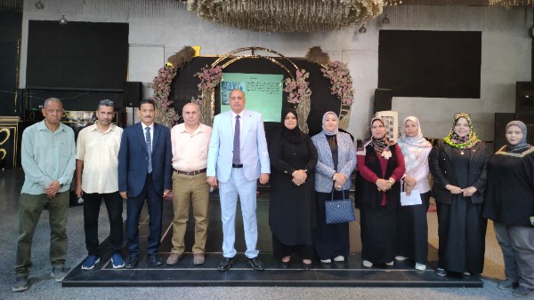 مدير الإدارة التعليمية بديروط والأعضاء أثناء التدريب التربوي