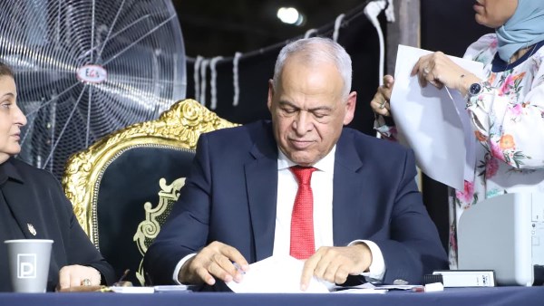 فرج عامر