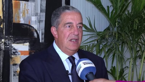 ياسين منصور