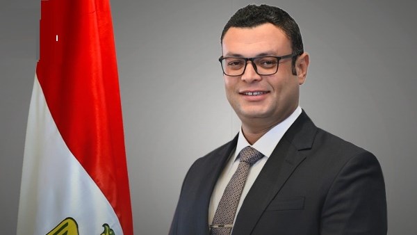  وزير الإسكان