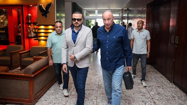 المهندس محمد الجارحي مع كابتن الخطيب