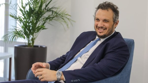 ممدوح عيد  ممدوح عيد