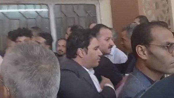 أنصار مرشحى النواب يتسابقون لحجز الأرقام والرموز