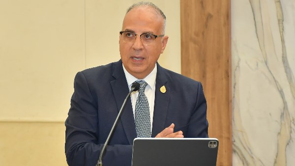  الدكتور هانى سويلم وزير الموارد المائية والرى
