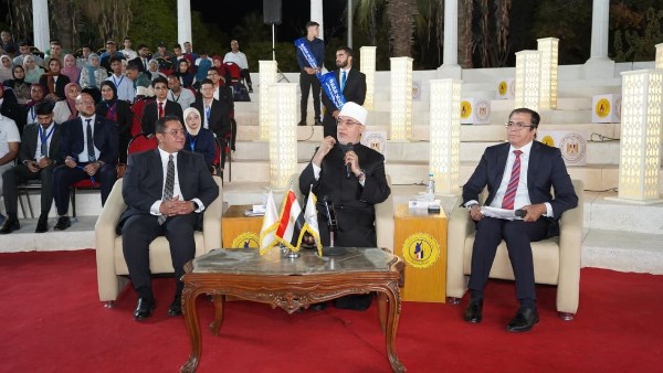 مفتي الجمهورية في ضيافة معهد إعداد القادة: