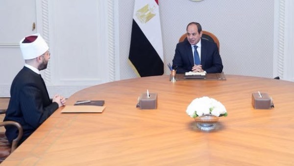 اجتمع السيد الرئيس عبد الفتاح السيسي اليوم مع الدكتور أسامة الأزهري وزير الأوقاف اجتمع السيد الرئيس عبد الفتاح السيسي اليوم مع الدكتور أسامة الأزهري وزير الأوقاف