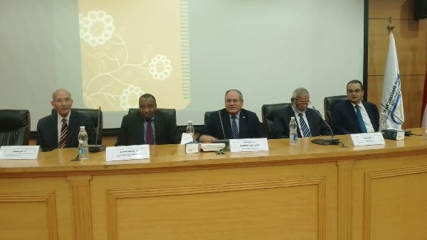 "البحوث الزراعية" يطلق الملتقى الثقافي الثاني لتعزيز الحجر الزراعي وسلامة الغذاء